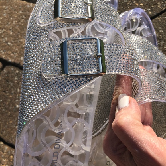 Clear jelly rhinestone slip in sandals! - Picture 13 of 17